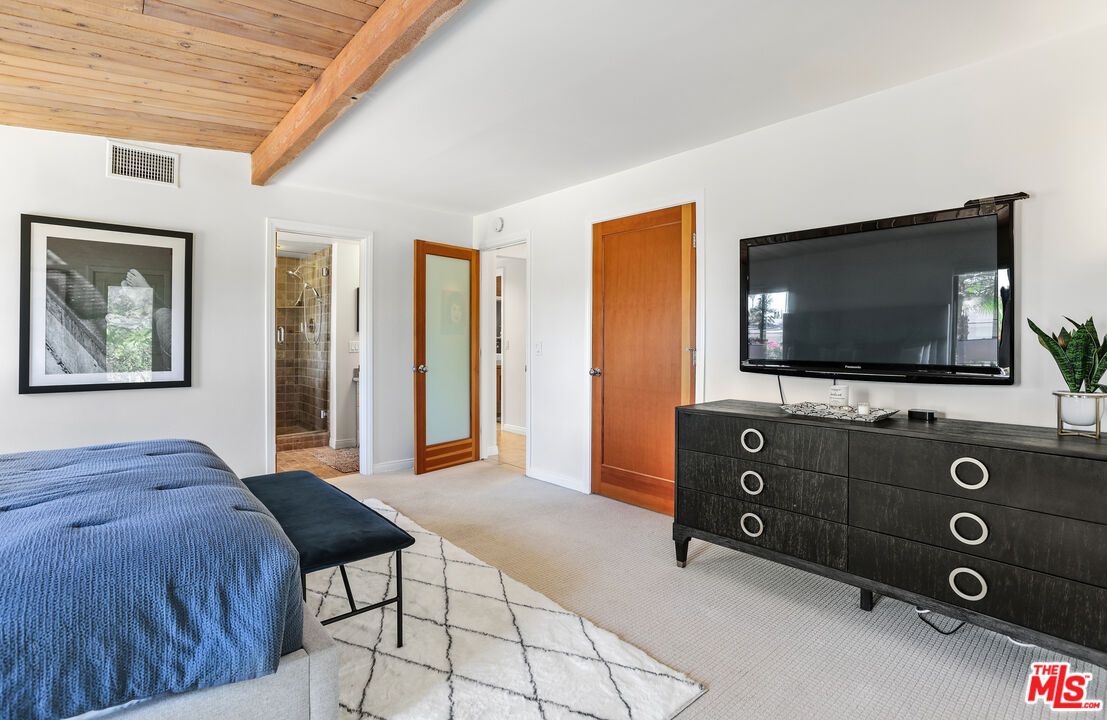 Bedroom, Interior, Wooden Beams, Wooden Ceilings