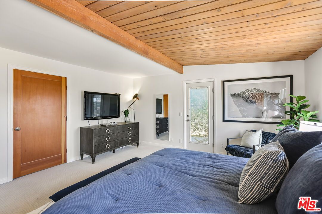 Bedroom, Interior, Wooden Beams, Wooden Ceilings