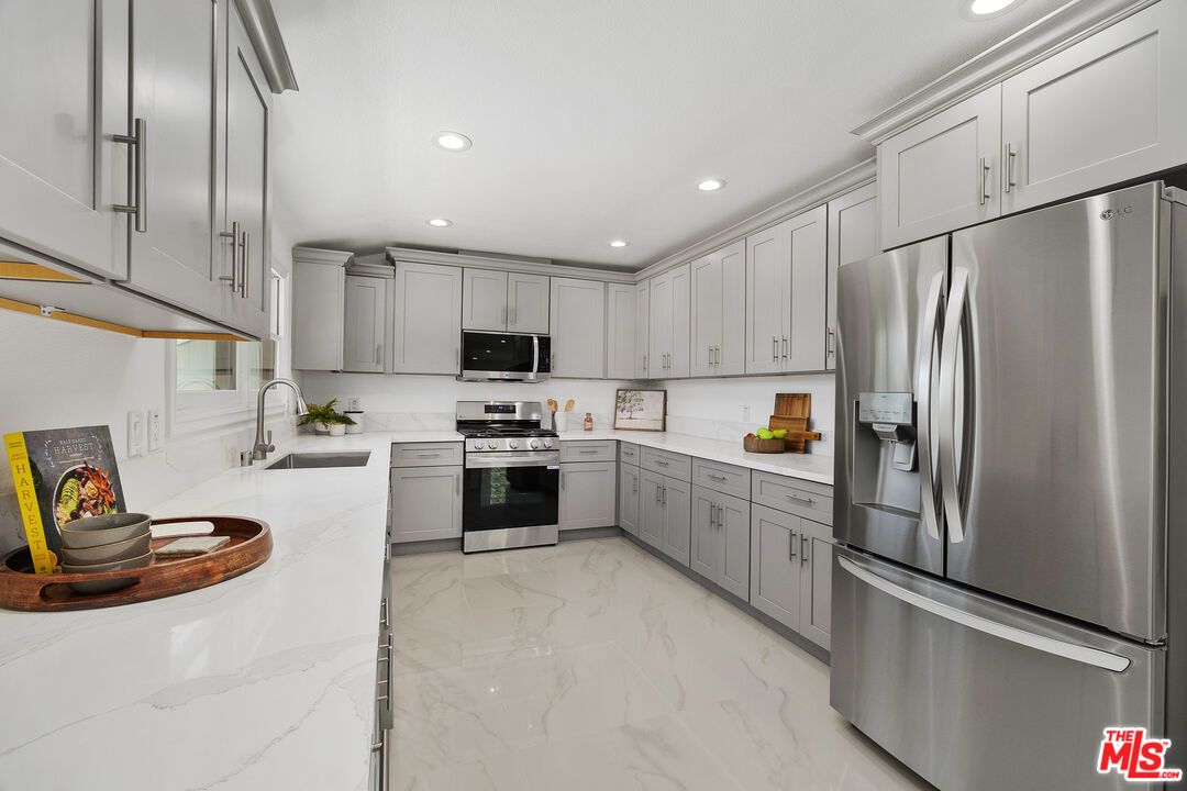 Interior, Kitchen, Marble, Recessed Lighting, Stainless Steel Appliances