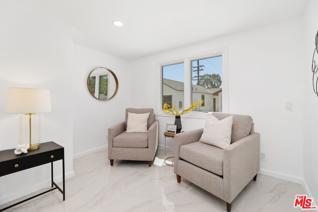 Interior, Marble, Recessed Lighting
