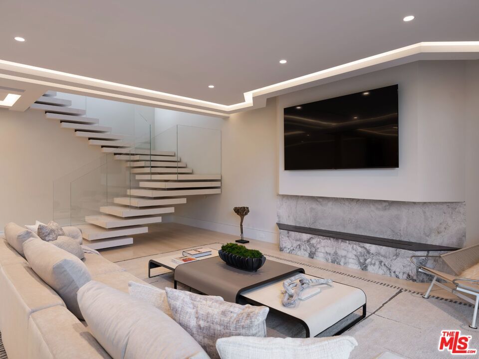 Interior, Living room, Recessed Lighting