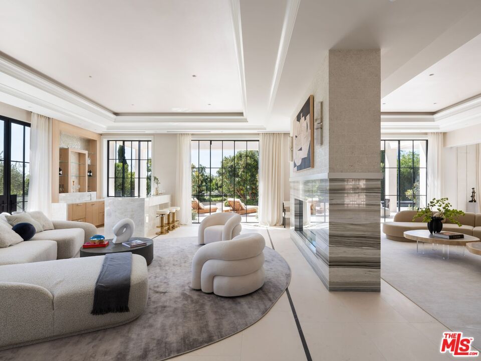 Fireplace, Interior, Living room, Recessed Lighting