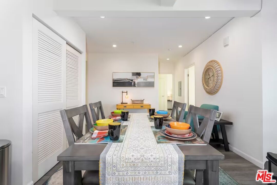 Dining room, Interior, Recessed Lighting, Wood Texture Flooring