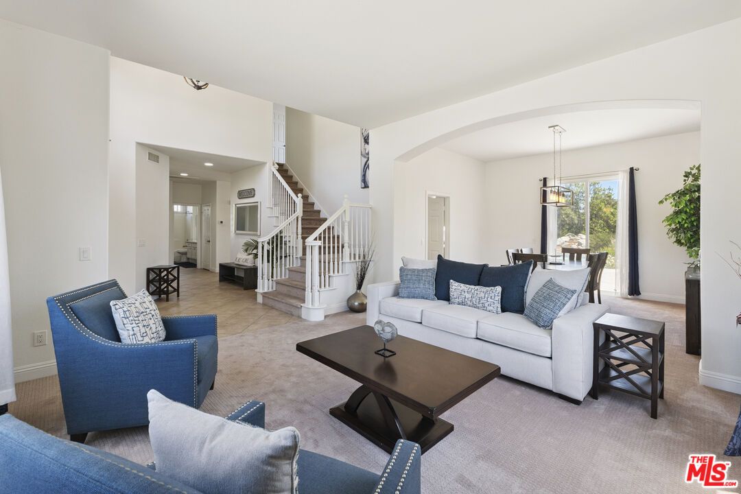 Dining room, Interior, Living room, Pendant Lights, Recessed Lighting