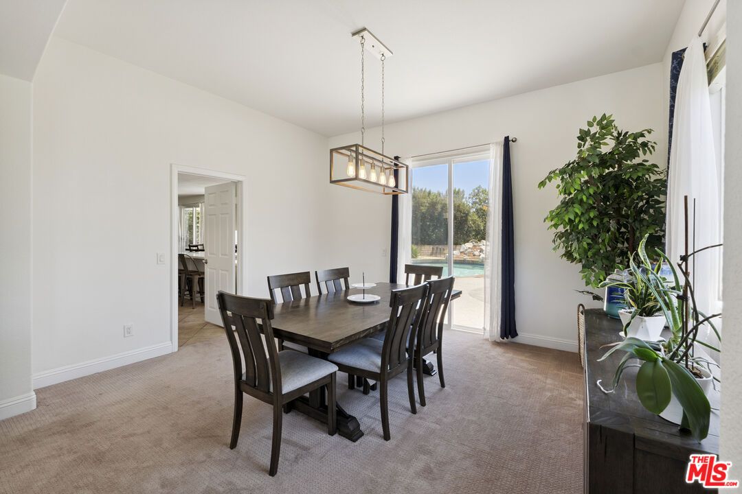 Dining room, Interior, Pendant Lights