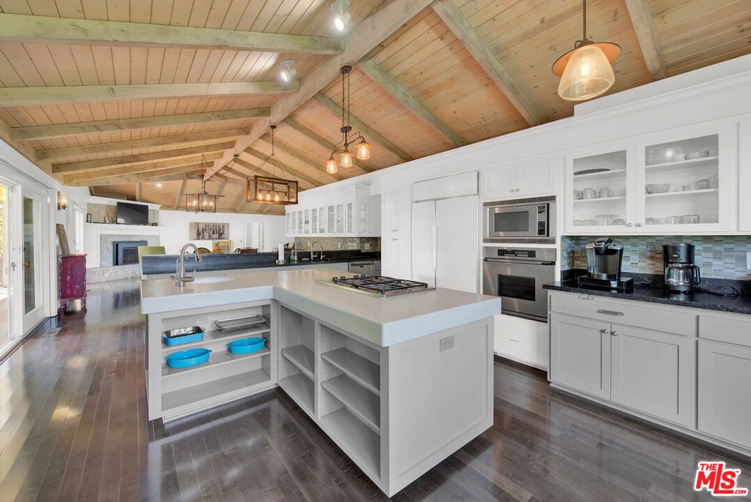Interior, Kitchen, Pendant Lights, Stainless Steel Appliances, Wooden Beams, Wooden Ceilings, Wood Texture Flooring