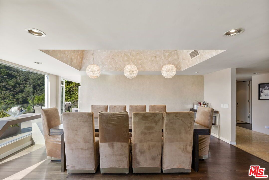 Dining room, Interior, Pendant Lights, Recessed Lighting, Wood Texture Flooring