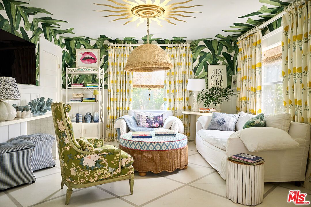 Interior, Living room