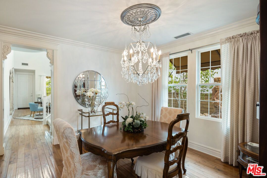 Chandelier, Dining room, Interior, Wood Texture Flooring