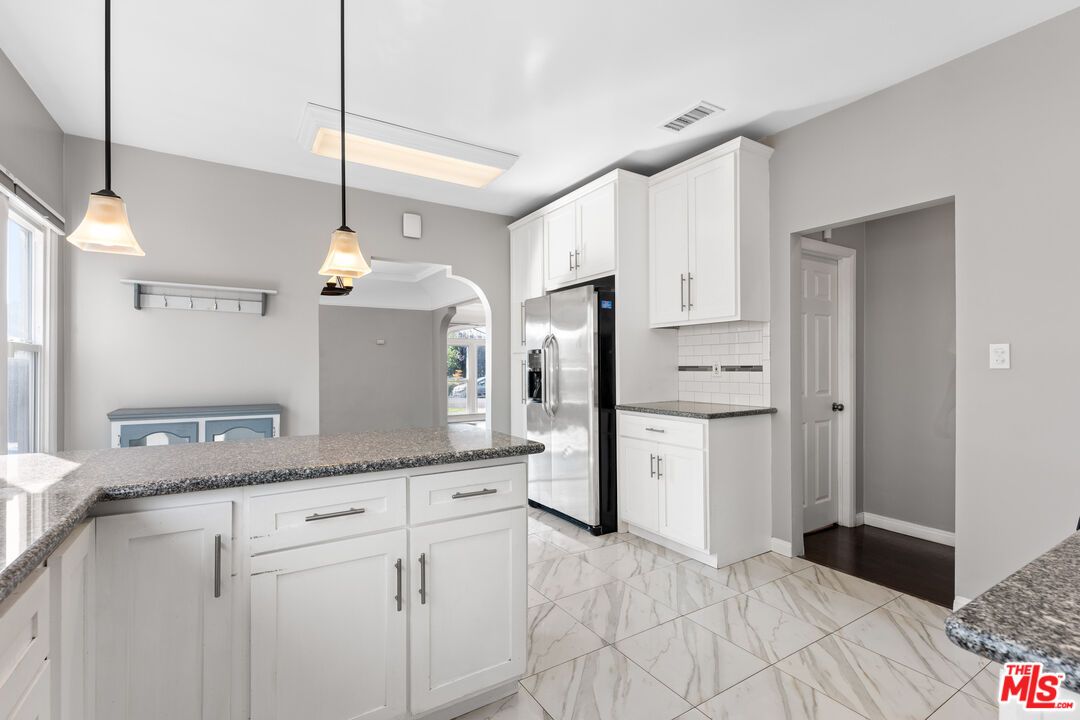 Interior, Kitchen, Marble, Pendant Lights