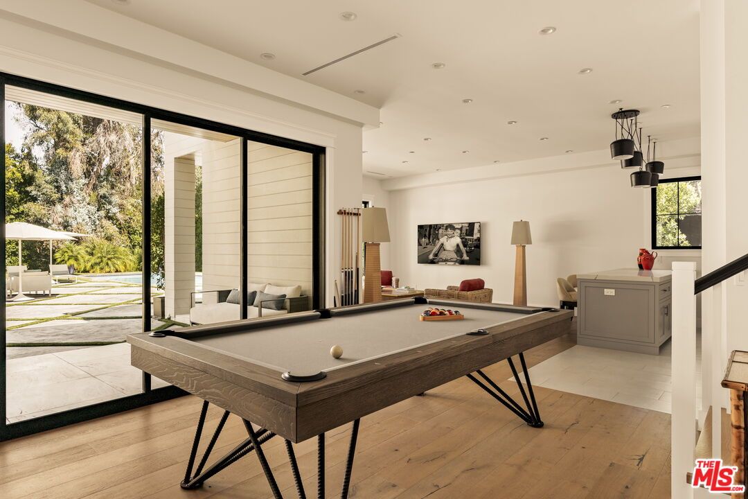 Billiard Table, Game Room, Interior, Recessed Lighting, Wood Texture Flooring