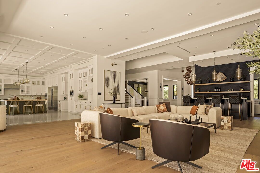 Interior, Kitchen, Living room, Pendant Lights, Recessed Lighting, Stainless Steel Appliances, Wood Texture Flooring