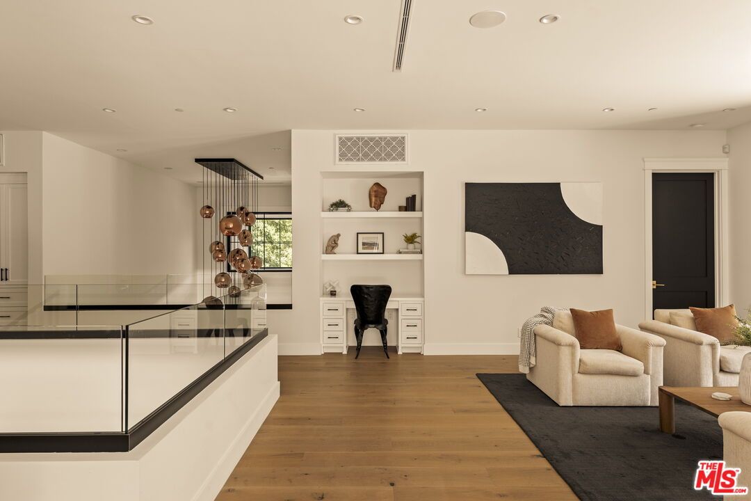 Interior, Pendant Lights, Recessed Lighting, Wood Texture Flooring