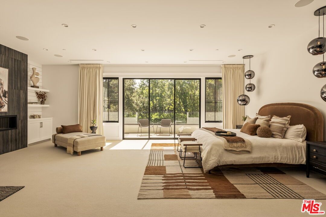 Bedroom, Interior, Pendant Lights, Recessed Lighting