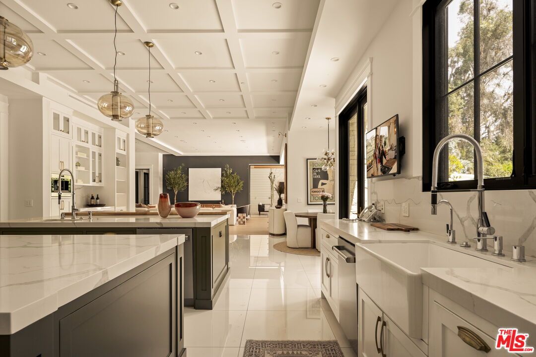 Interior, Kitchen, Living room, Pendant Lights, Recessed Lighting