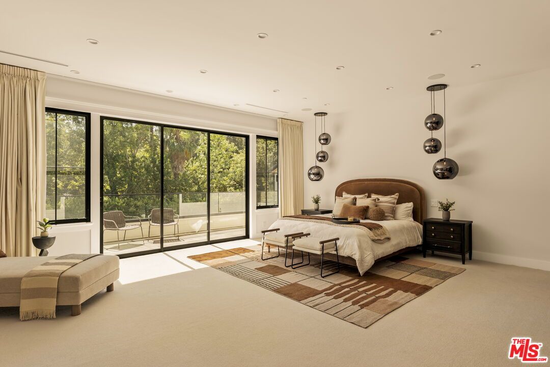 Bedroom, Interior, Pendant Lights, Recessed Lighting