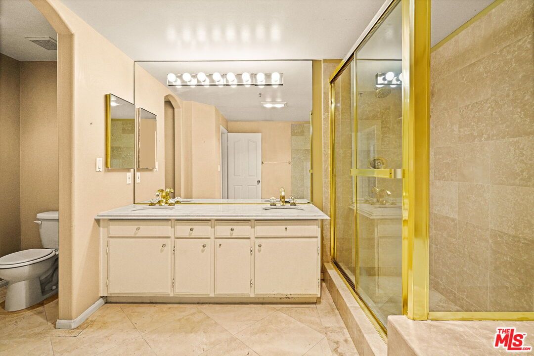 Bathroom, Dual Sink Vanities, Glass Shower, Interior