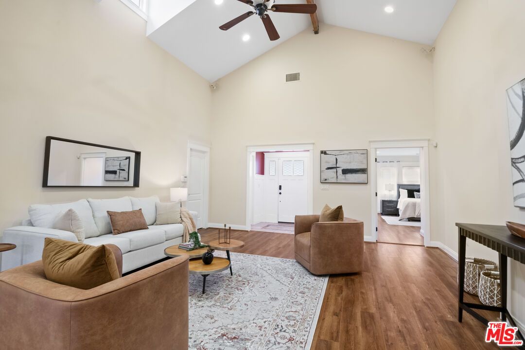 Interior, Living room, Recessed Lighting, Wooden Beams, Wood Texture Flooring