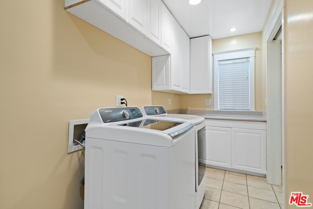 Interior, Recessed Lighting, Washer