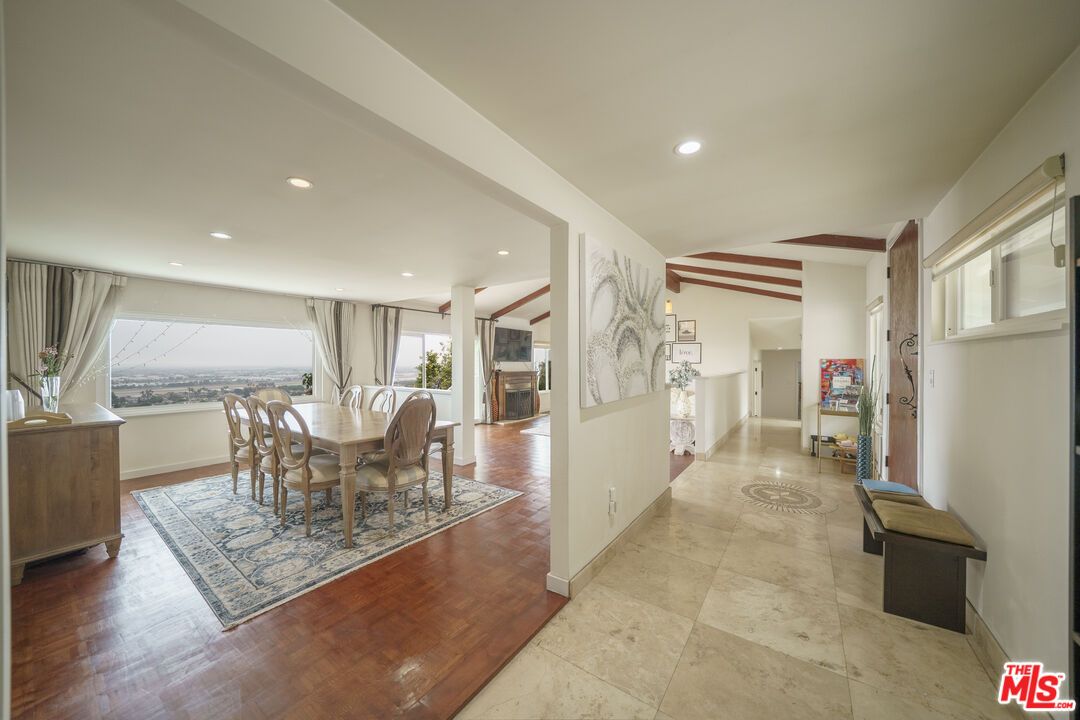 Dining room, Interior, Recessed Lighting, Wood Texture Flooring