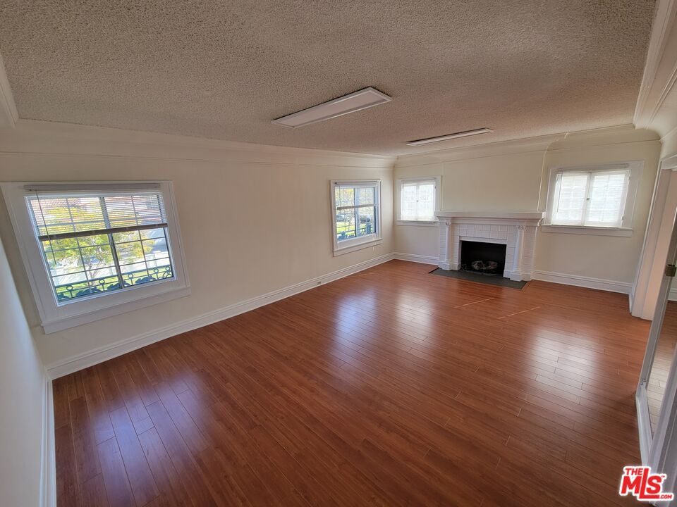 Empty room, Fireplace, Interior, Wood Texture Flooring