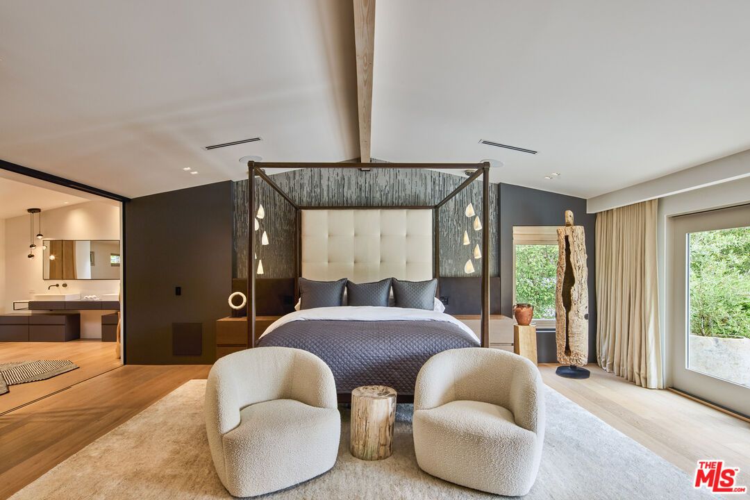 Bedroom, Interior, Pendant Lights, Recessed Lighting, Wood Texture Flooring