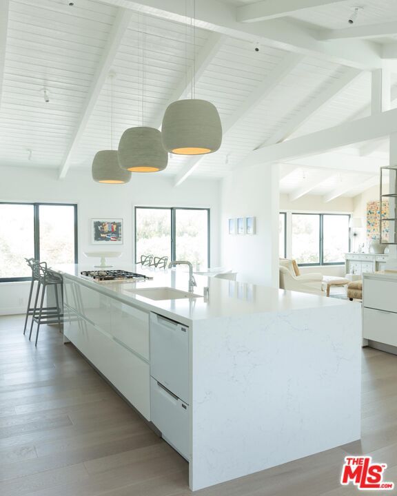 Interior, Kitchen, Living room, Pendant Lights, Wood Texture Flooring