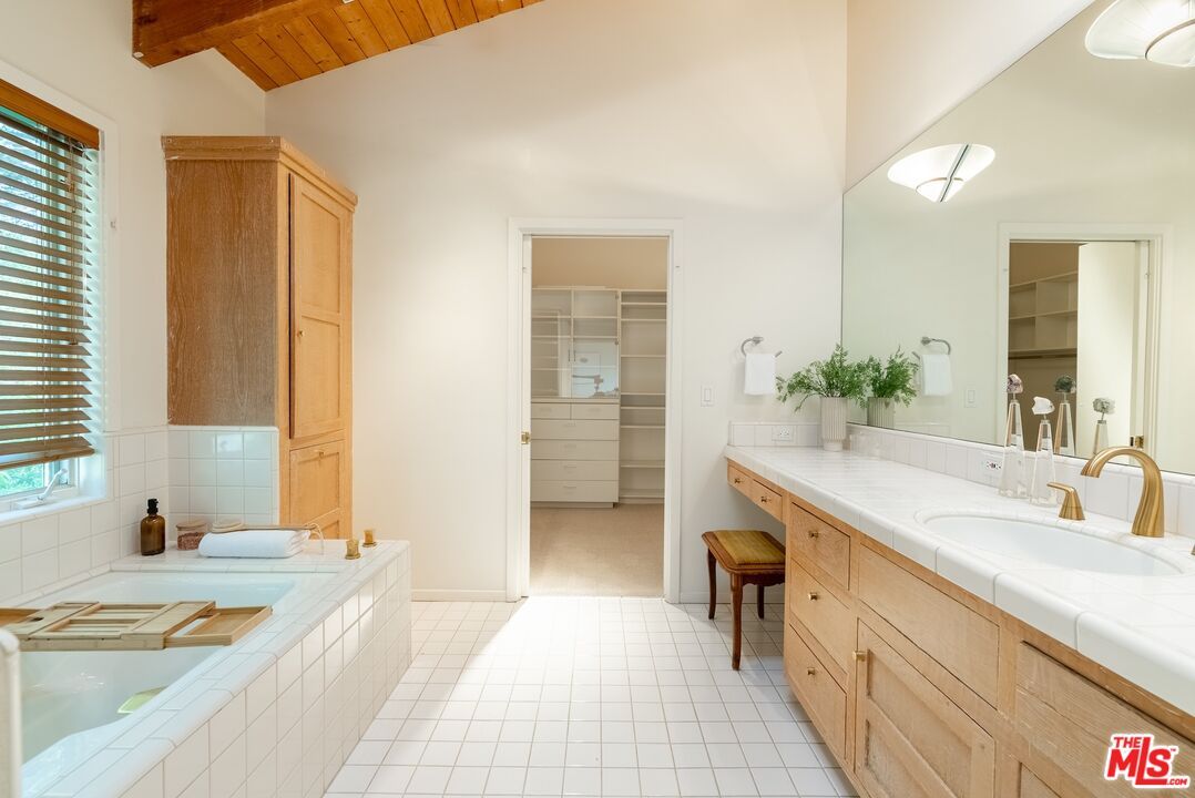 Bathroom, Dual Sink Vanities, Interior, Tile Countertops