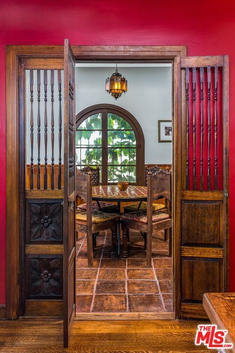 Dining room, Interior, Wood Texture Flooring