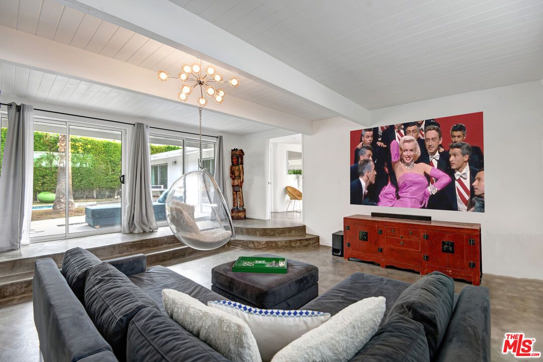 Interior, Living room, Pendant Lights