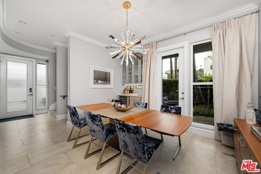 Dining room, Interior, Pendant Lights
