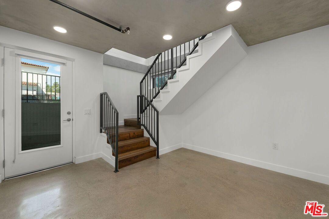 Interior, Recessed Lighting