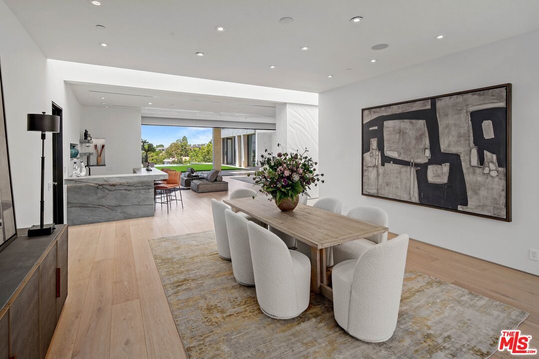 Dining room, Interior, Living room, Recessed Lighting, Wood Texture Flooring