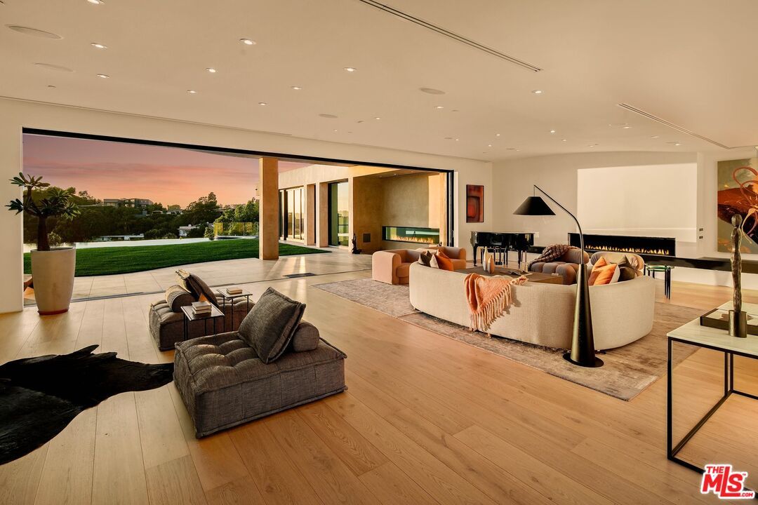 Fireplace, Interior, Living room, Piano, Recessed Lighting, Wood Texture Flooring
