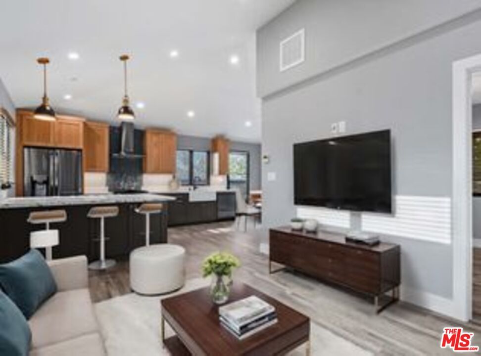 Interior, Kitchen, Living room, Pendant Lights, Recessed Lighting, Stainless Steel Appliances, Wood Texture Flooring