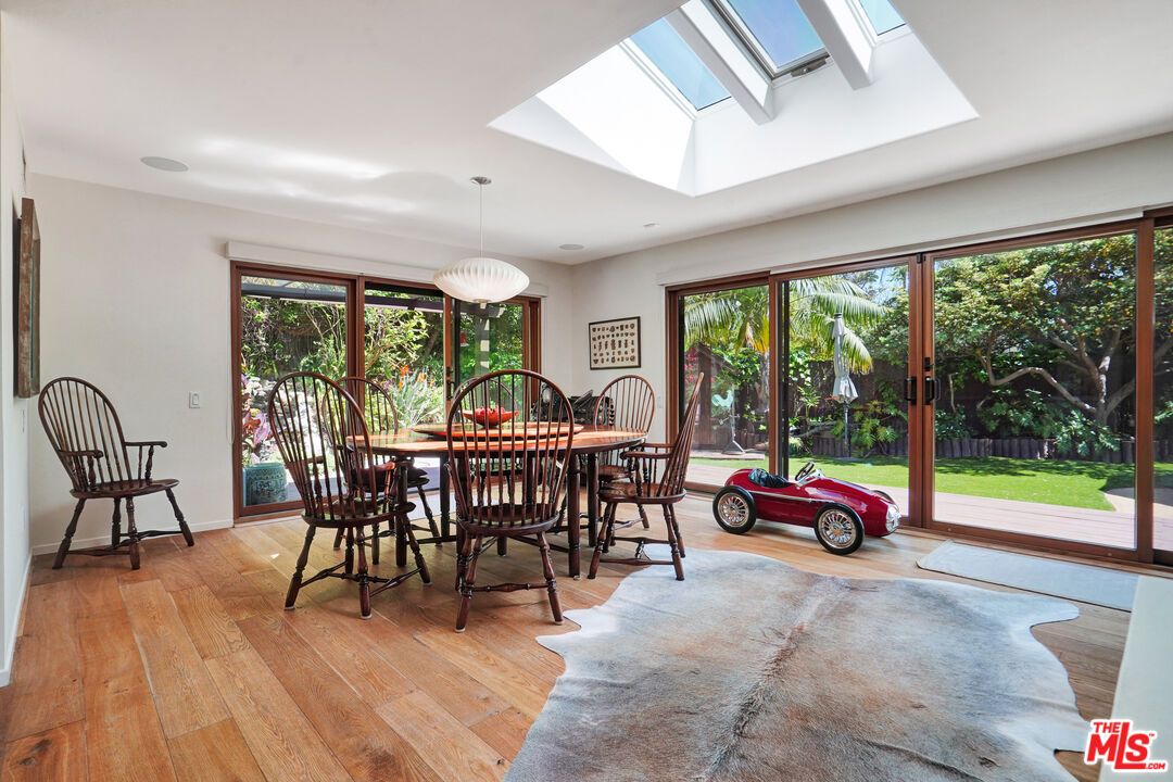 Dining room, Glass Ceilings, Interior, Pendant Lights, Recessed Lighting, Sun Room, Wood Texture Flooring
