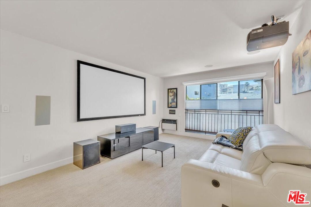 Interior, Projection Screen