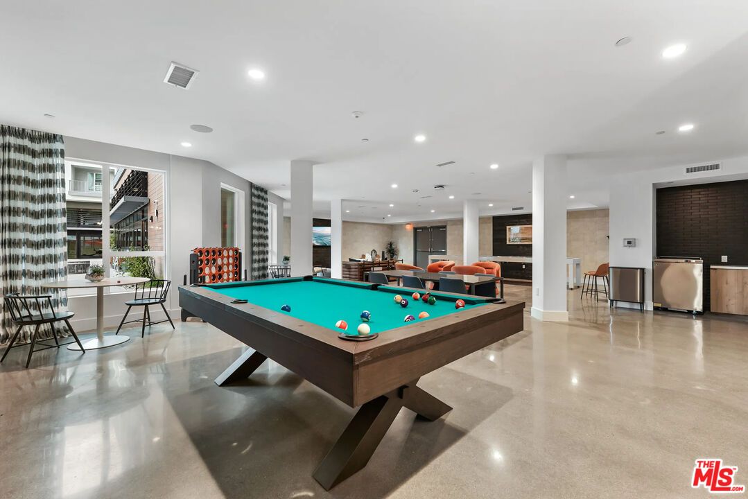 Billiard Table, Game Room, Interior, Recessed Lighting