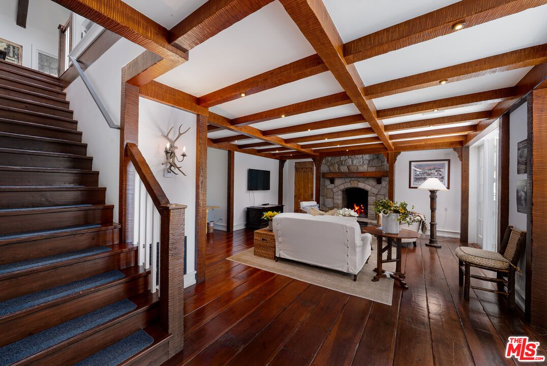 Fireplace, Interior, Living room, Recessed Lighting, Wooden Beams, Wood Texture Flooring