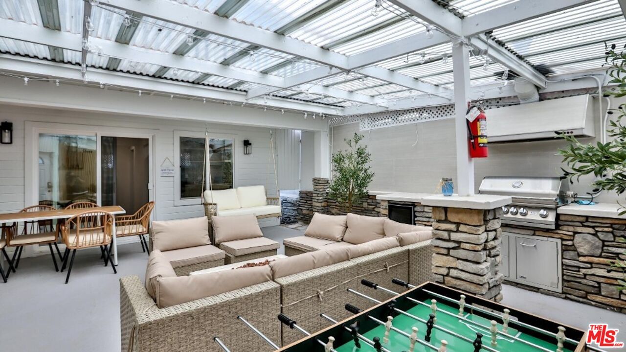 Dining room, Interior, Living room