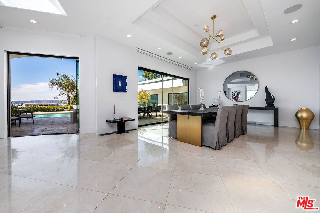Interior, Pendant Lights, Recessed Lighting, Water