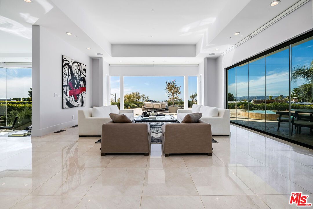 Interior, Living room, Recessed Lighting, Water