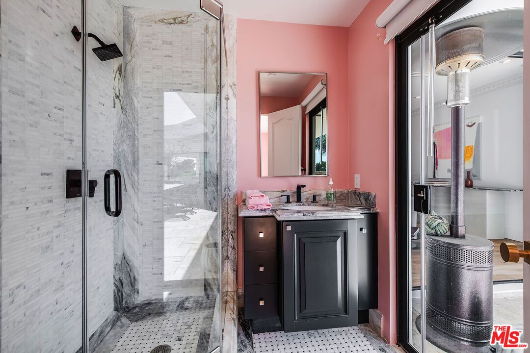 Bathroom, Glass Shower, Interior