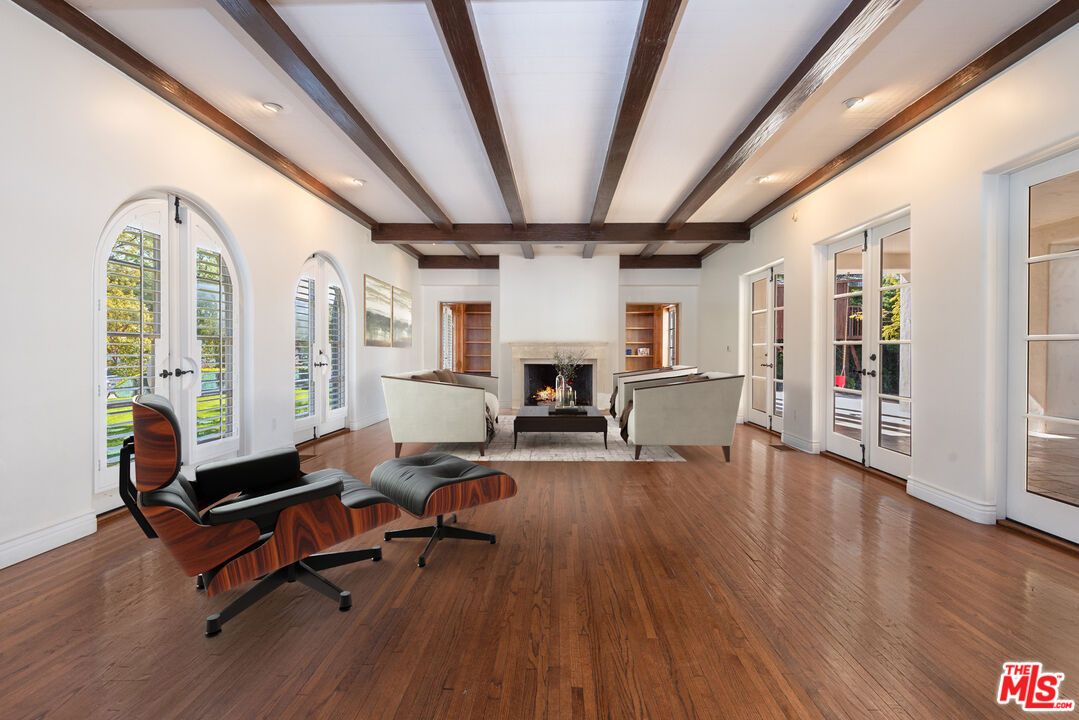 Fireplace, Interior, Living room, Recessed Lighting, Wooden Beams, Wood Texture Flooring