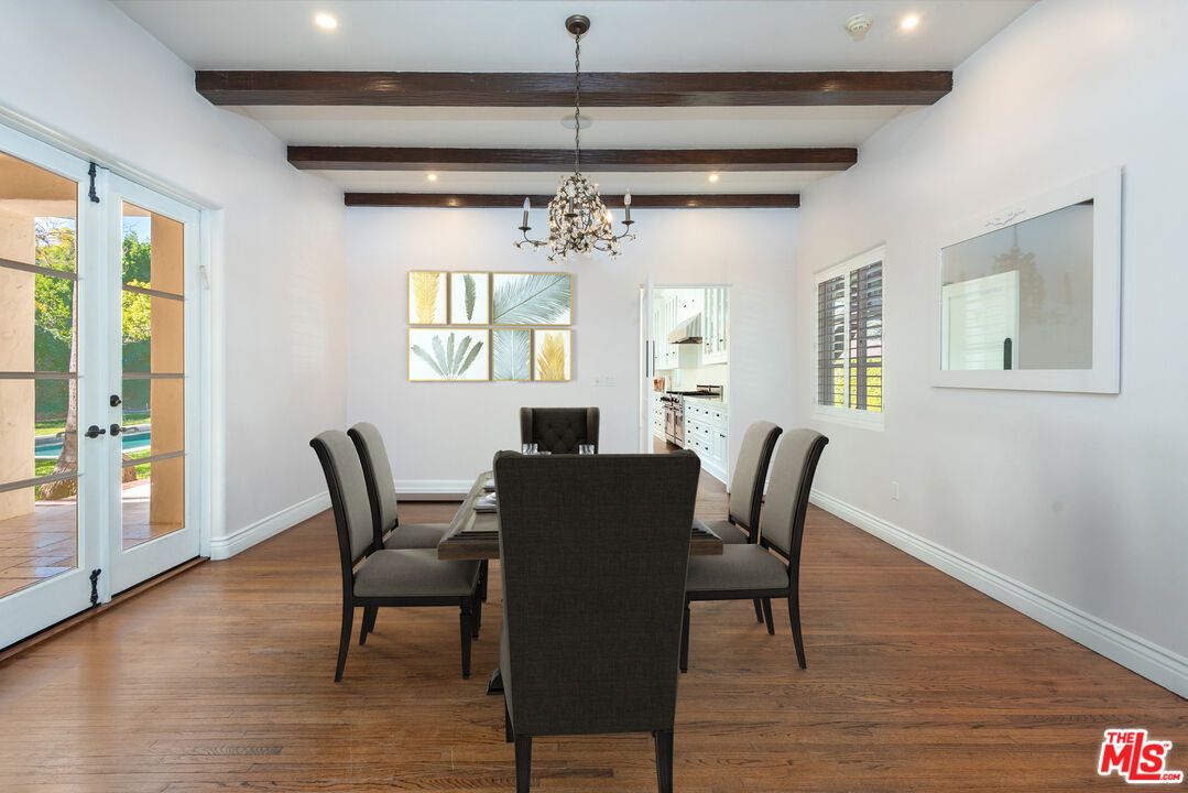 Chandelier, Dining room, Interior, Pendant Lights, Recessed Lighting, Wooden Beams, Wood Texture Flooring