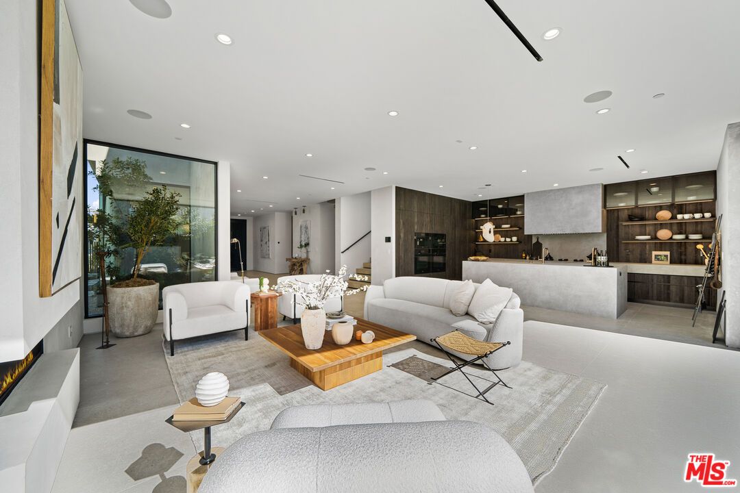 Dining room, Interior, Kitchen, Living room, Pendant Lights, Recessed Lighting