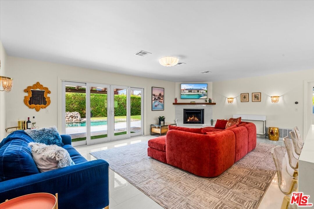 Fireplace, Interior, Living room