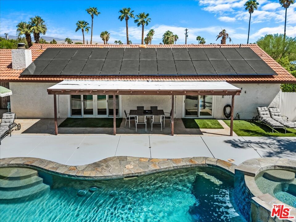 Exterior, Pool, Solar Panels