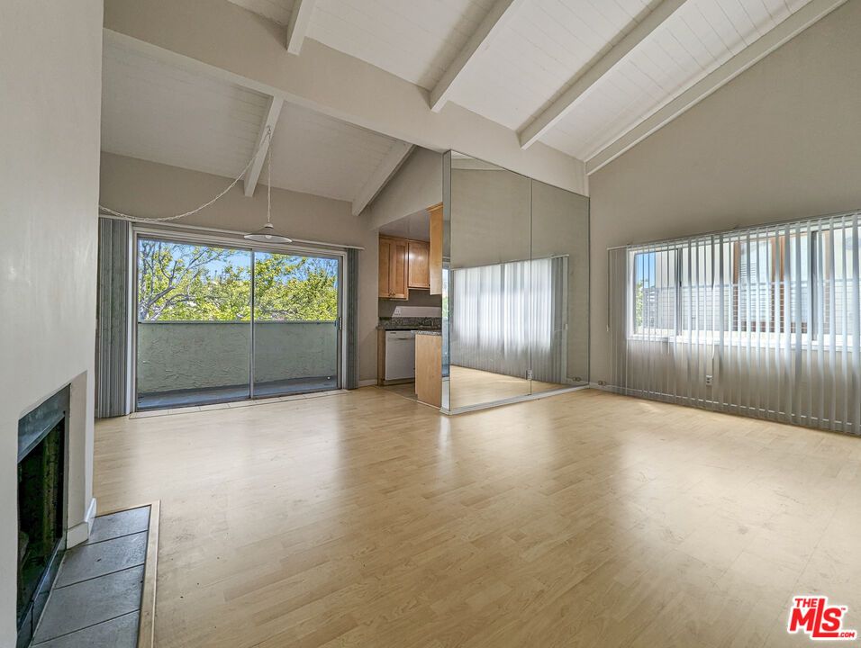 Empty room, Fireplace, Interior, Wood Texture Flooring
