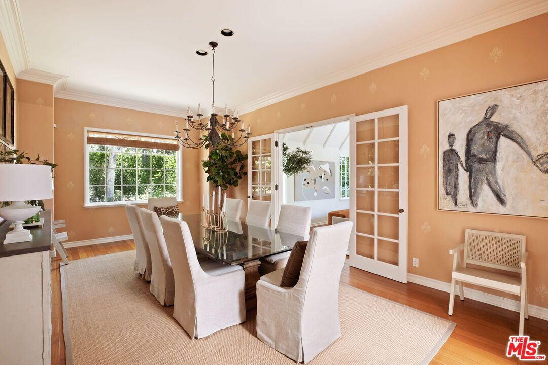 Chandelier, Dining room, Interior, Wood Texture Flooring